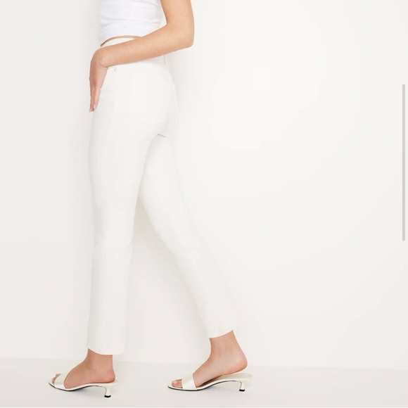 NWT Good American Good Legs Straight jeans in cloud white - Picture 4 of 10